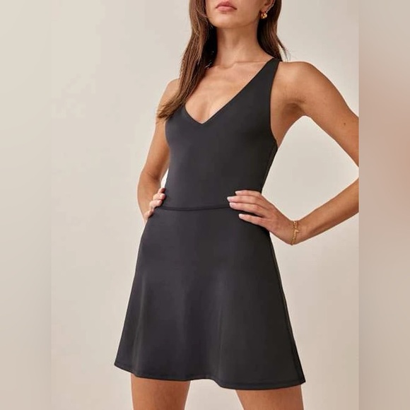 Reformation Active Bella Ecomove Active Dress 45113 - Picture 4 of 11